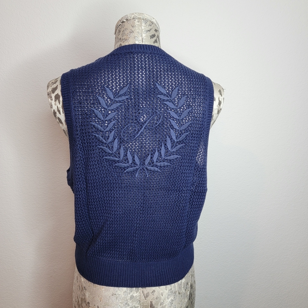 PINK Victoria's Secret Cambridge Knit Cropped Vest. - Picture 5 of 11